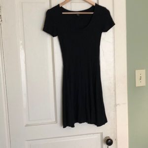 Forever 21 - Black Ribbed Scoop-neck Dress
